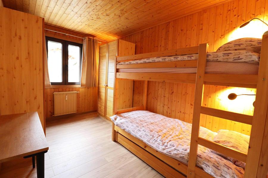 Vakantie in de bergen Appartement 3 kamers 6 personen (92) - Résidence Saint Guibert - Les Gets - Cabine