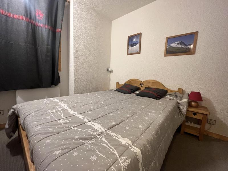 Urlaub in den Bergen 3-Zimmer-Holzhütte für 6 Personen (008) - Résidence Sérac - Méribel-Mottaret - Schlafzimmer