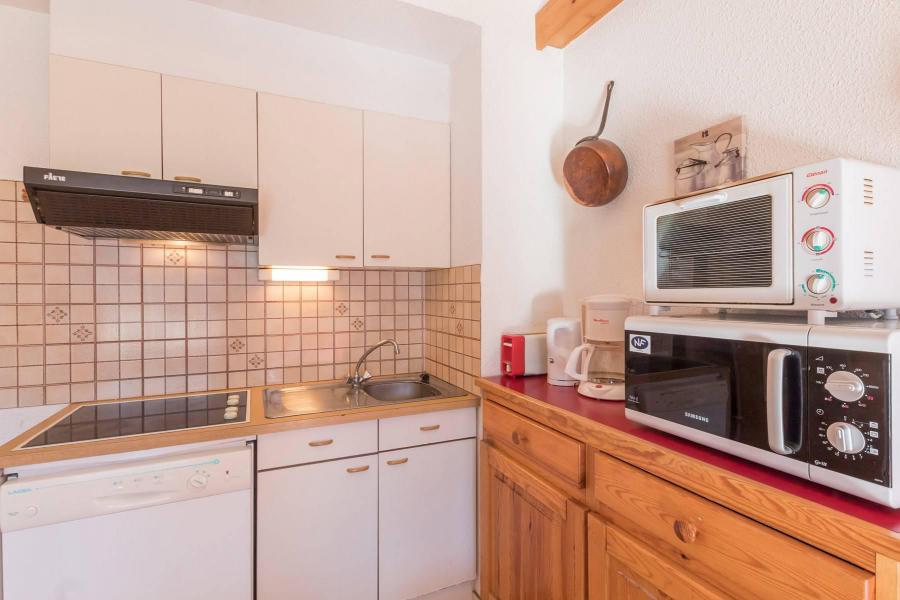 Holiday in mountain resort 3 room apartment 6 people (608) - Résidence Signal du Prorel - Serre Chevalier - Kitchenette