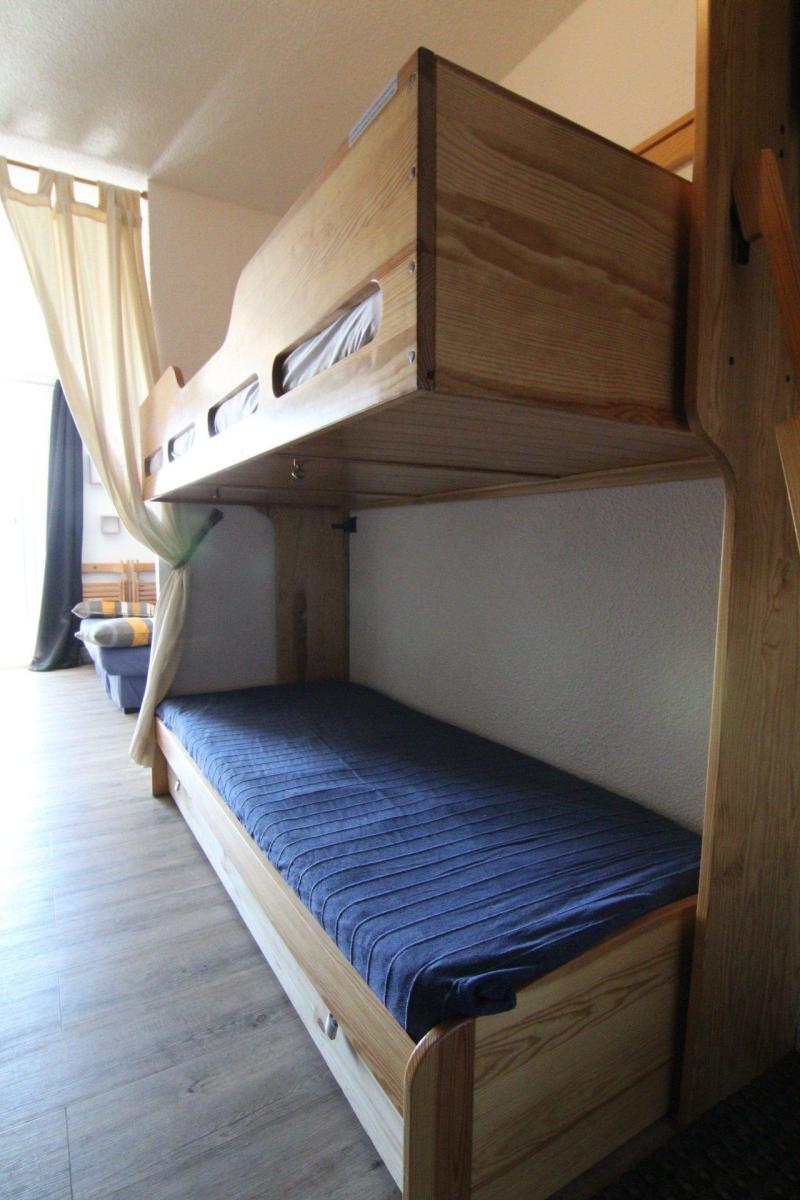 Vakantie in de bergen Studio bergnis 4 personen (113) - Résidence Soleil d'Huez - Alpe d'Huez - Cabine