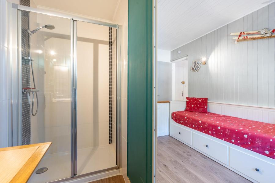 Vacaciones en montaña Apartamento 2 piezas para 4 personas (20) - Résidence Soleil d'Or - La Clusaz - Cuarto de ducha