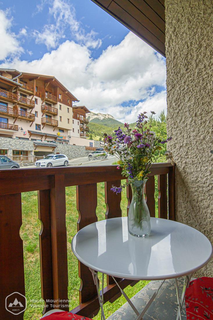 Vacances en montagne Studio coin montagne 3 personnes (STS33) - Résidence St Sébastien 1 - Aussois - Extérieur été