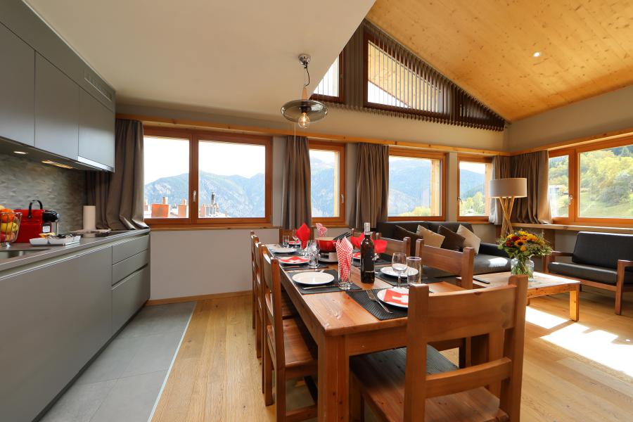 Holiday in mountain resort Résidence Swisspeak Resorts Vercorin - Vercorin - Kitchen