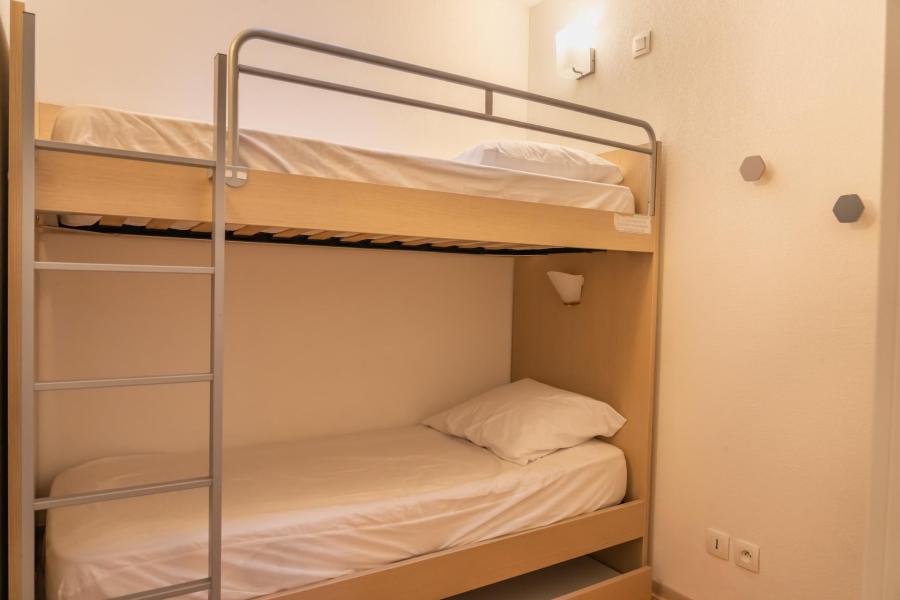 Urlaub in den Bergen 3-Zimmer-Appartment für 6 Personen (3202) - Résidence Terrasses du Soleil d'Or - Les Orres - Schlafzimmer