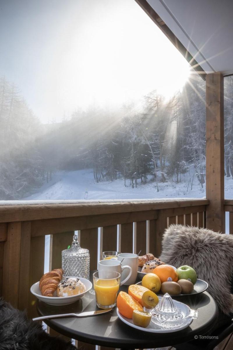 Vacaciones en montaña Résidence Terresens Le Snoroc - La Plagne - Balcón