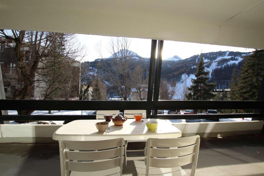 Vacaciones en montaña Apartamento 2 piezas para 6 personas (0123) - Résidence Thabor - Serre Chevalier - Terraza