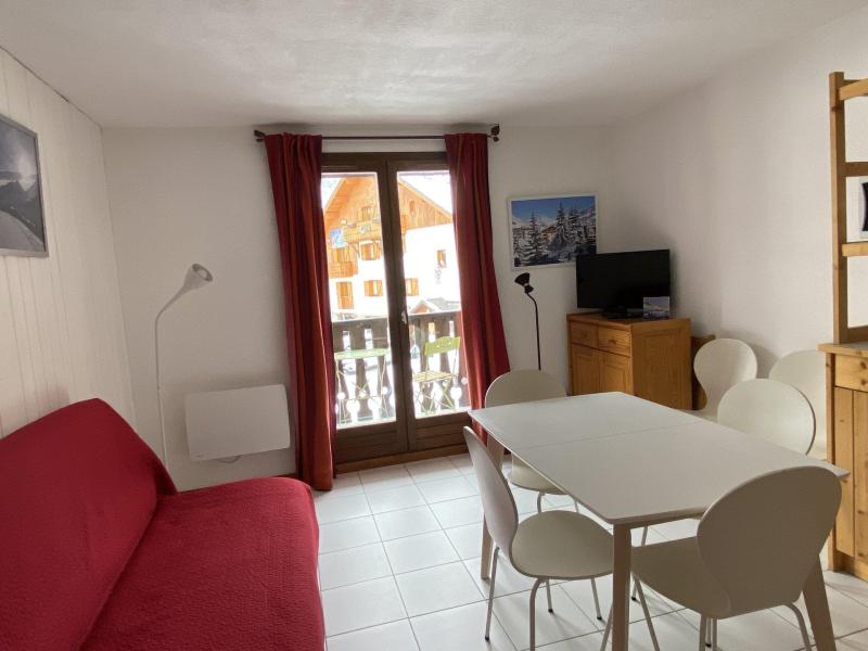 Holiday in mountain resort 2 room apartment sleeping corner 4 people (26) - Résidence Tigny - Valloire - Living room