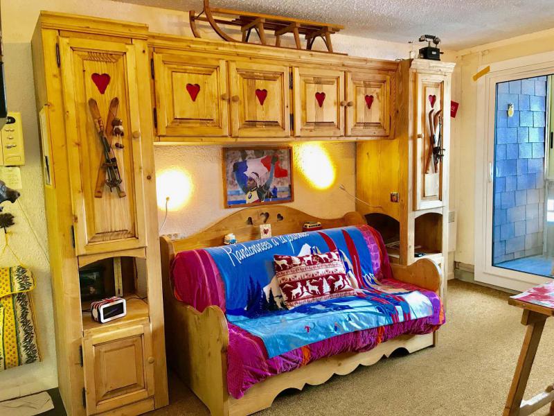 Holiday in mountain resort Studio sleeping corner 4 people (205) - Résidence Tiolache - Villard de Lans - Bench seat