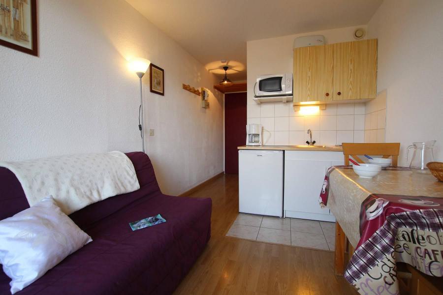 Holiday in mountain resort Studio cabin 4 people (107) - Résidence Topaze - Puy-Saint-Vincent - Settee