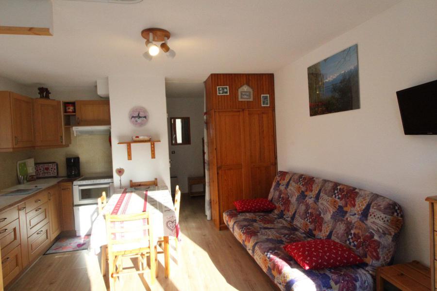 Holiday in mountain resort Studio sleeping corner 4 people (021) - Résidence Triade - Val Cenis - Living room