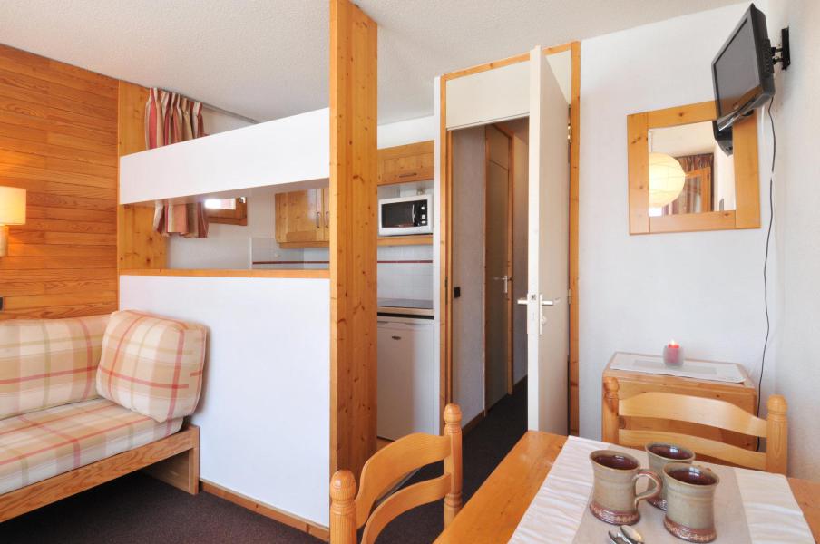 Holiday in mountain resort 2 room apartment 5 people (03) - Résidence Turquoise - La Plagne