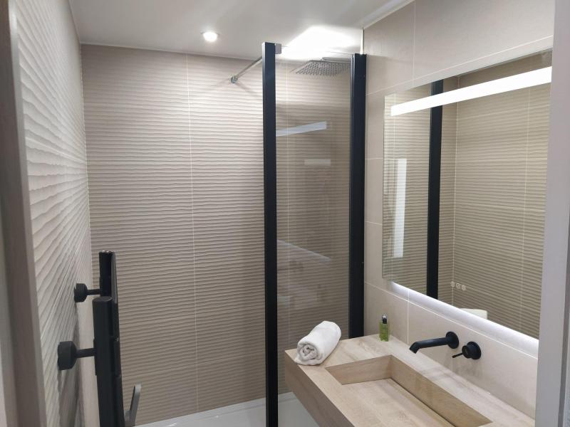 Vacanze in montagna Appartamento 2 stanze con cabina per 6 persone (2404) - Résidence Val Set - Val Thorens - Bagno con doccia