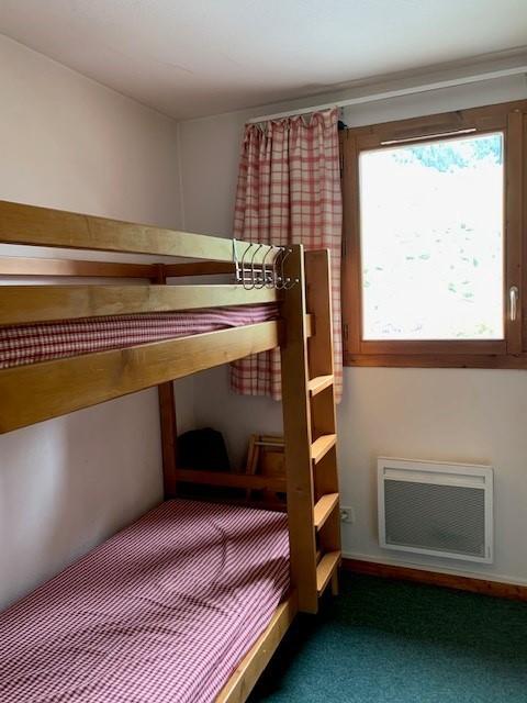 Urlaub in den Bergen 3-Zimmer-Appartment für 6 Personen (01) - Résidence Valmonts - Val Cenis - Schlafzimmer