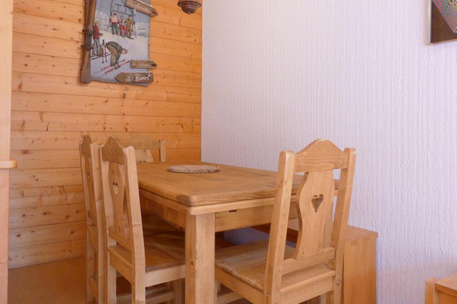 Vacaciones en montaña Apartamento cabina 2 piezas para 5 personas (019) - Résidence Vanoise - Méribel-Mottaret - Estancia