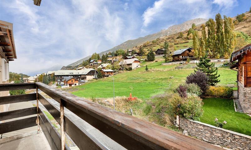 Rent in ski resort Studio 5 people (Confort 27m²) - Résidence Vars Sainte Marie - maeva Home - Vars - Summer outside