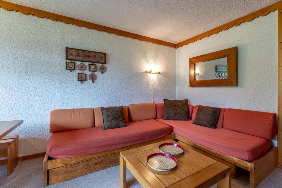 Holiday in mountain resort 2 room apartment 6 people (007A) - Résidence Verdons - Méribel-Mottaret - Living room