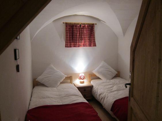 Holiday in mountain resort 3 room apartment 6 people (PETITCHA) - Résidence Villarenger - Saint Martin de Belleville - Bedroom