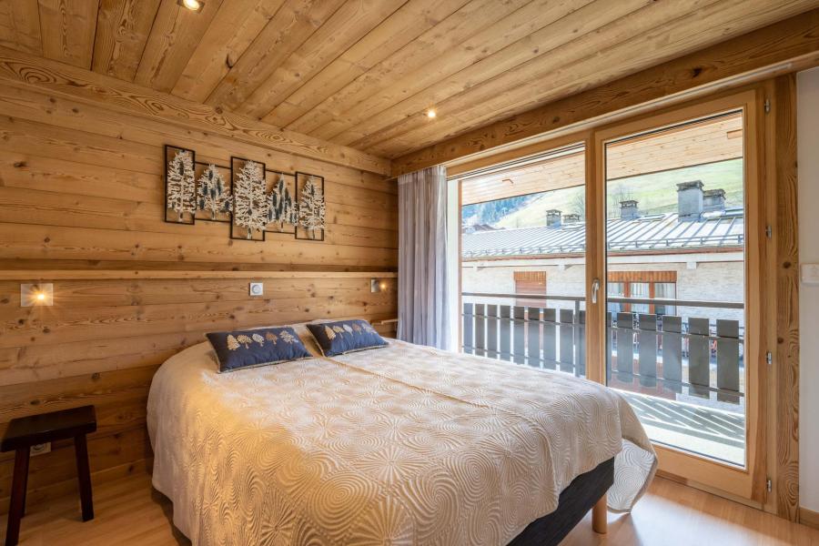 Holiday in mountain resort 4 room apartment 6 people (Cobrel) - Residence Vittoz - La Clusaz - Bedroom