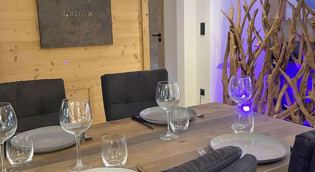 Holiday in mountain resort 6 room apartment 12-14 people (Sauna) - Résidence W 2050 - La Plagne - Table