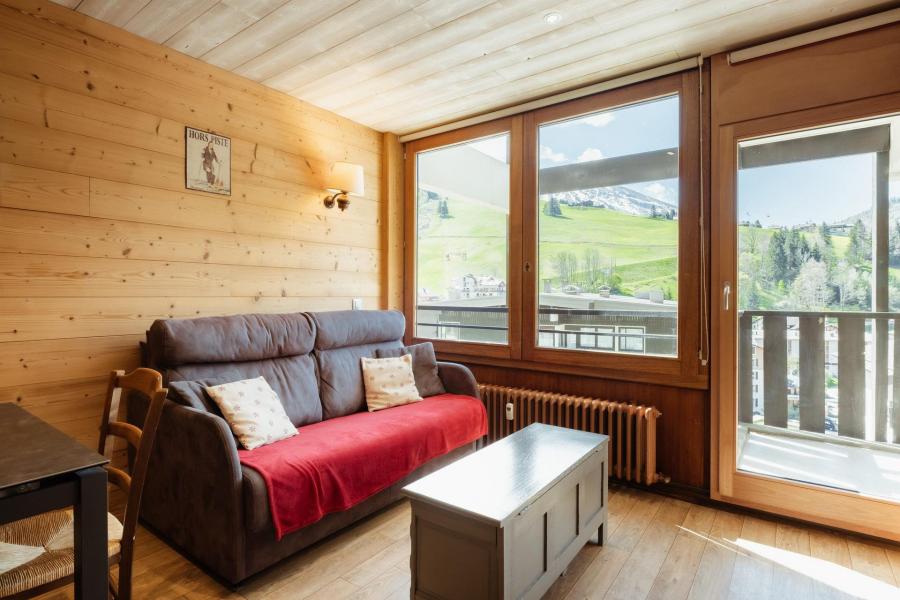 Vakantie in de bergen Appartement 3 kamers 6 personen (15) - Résidence Wapiti - La Clusaz - Woonkamer