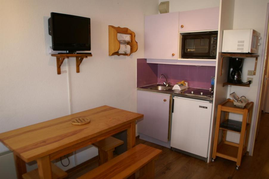 Vacaciones en montaña Apartamento cabina para 4 personas - Résidences Prapoutel les 7 Laux - Les 7 Laux - Cocina abierta