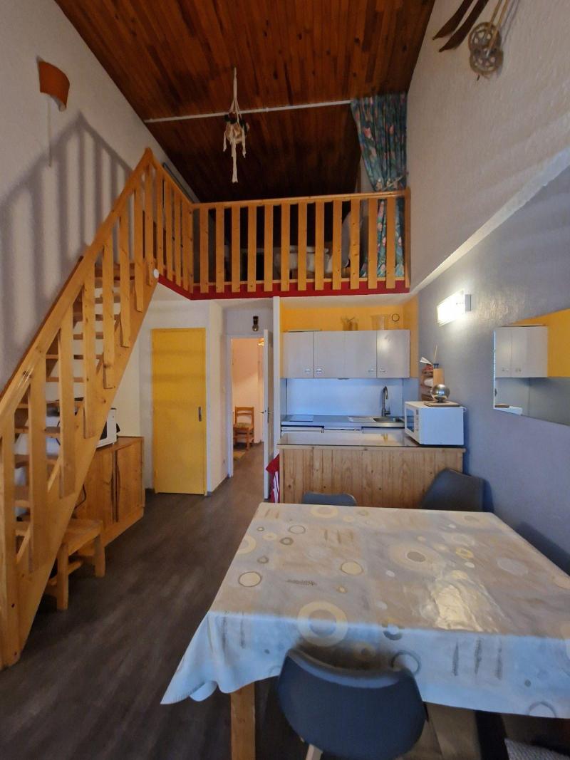 Holiday in mountain resort 2 room duplex apartment cabin 6 people (SLDA33) - SOLDANELLE - Les 2 Alpes - Living room