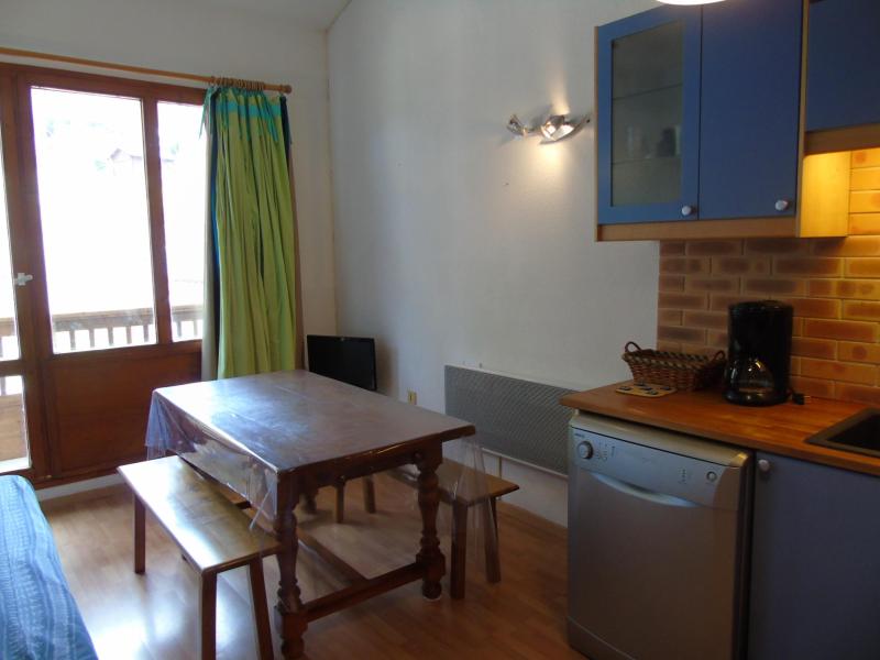 Vakantie in de bergen Appartement 2 kamers mezzanine 4 personen (65) - Thabor B - Valfréjus - Woonkamer