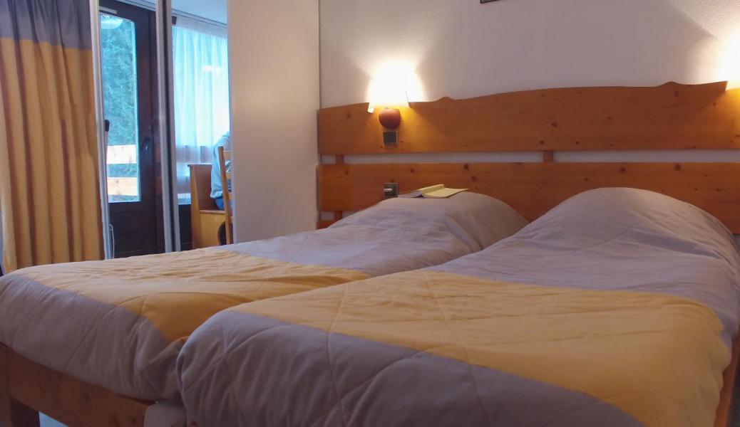 Holiday in mountain resort VVF Jura Les Rousses - Les Rousses - Twin beds
