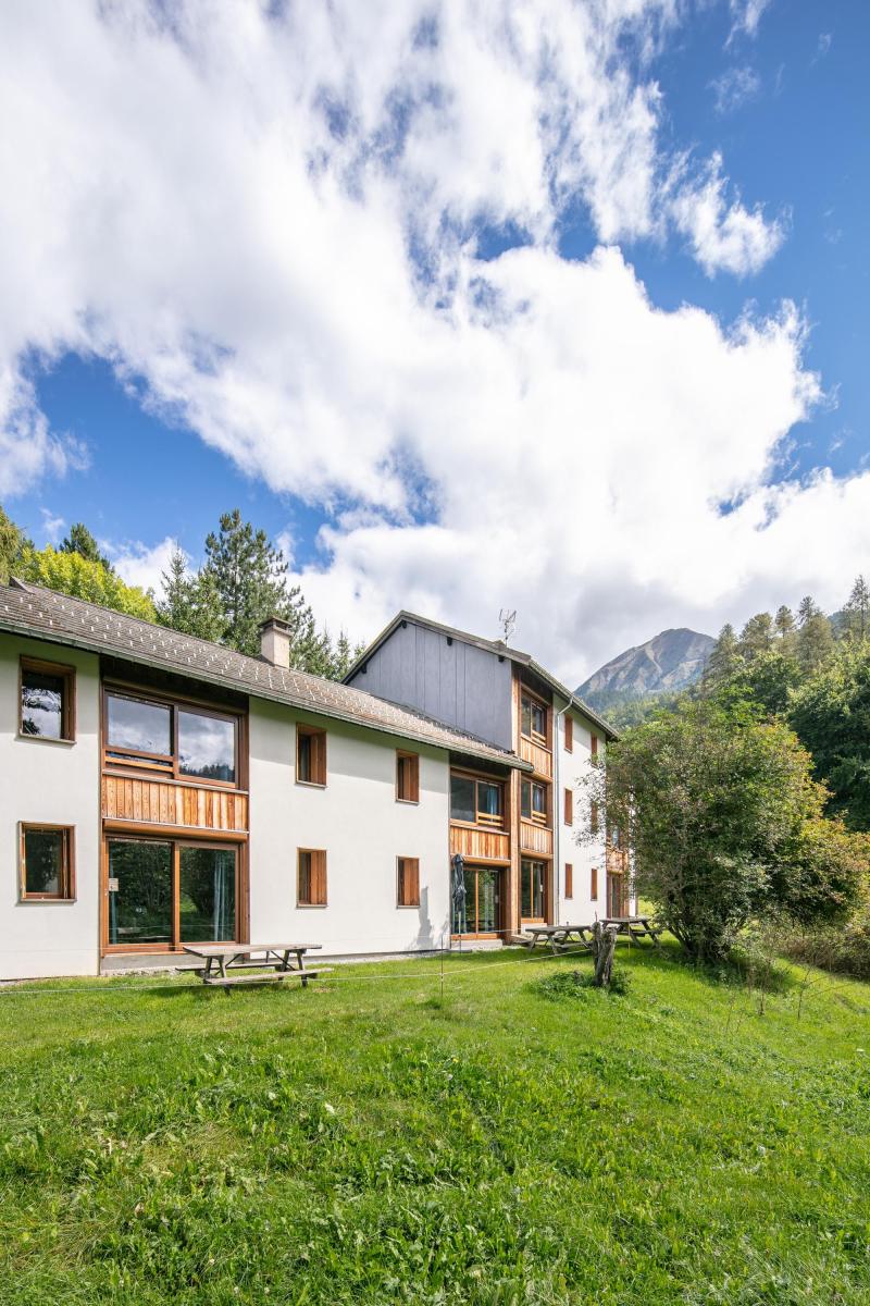 Skiverleih VVF Les Ecrins Champsaur - Saint-Léger-les-Mélèzes - Draußen im Sommer