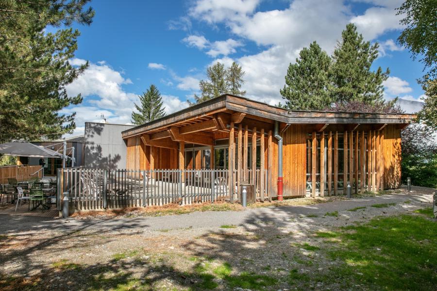 Skiverleih VVF Les Ecrins Champsaur - Saint-Léger-les-Mélèzes - Draußen im Sommer