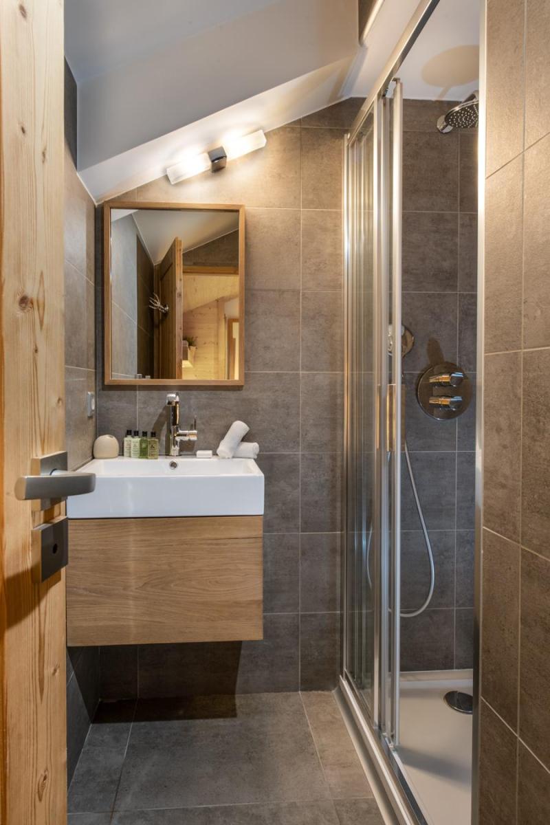 Holiday in mountain resort 4 room apartment cabin 4-6 people (B07) - Whistler Lodge - Courchevel - Shower room