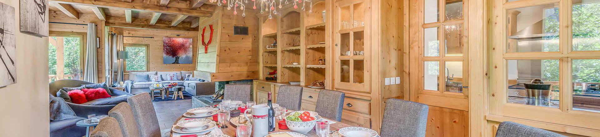 Holiday in mountain resort 7 room triplex chalet 10-12 people (CH) - Chalet Alideale - Champagny-en-Vanoise - Dining area