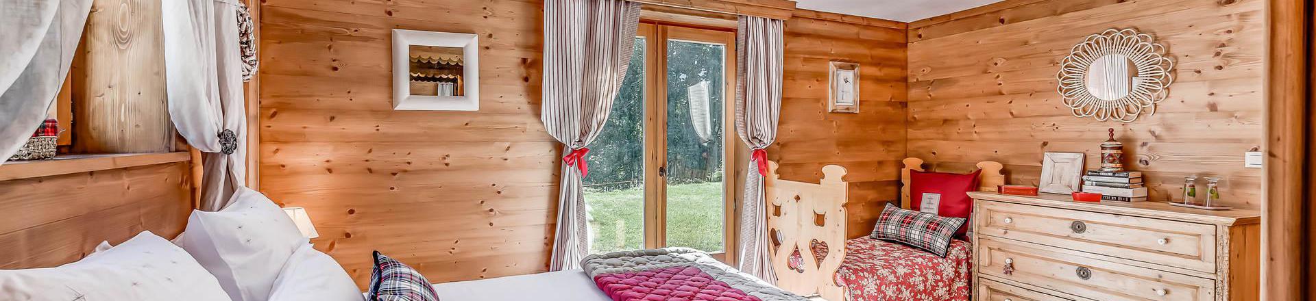 Holiday in mountain resort 7 room triplex chalet 12 people (CH) - Chalet Alpaga - Champagny-en-Vanoise - Bedroom
