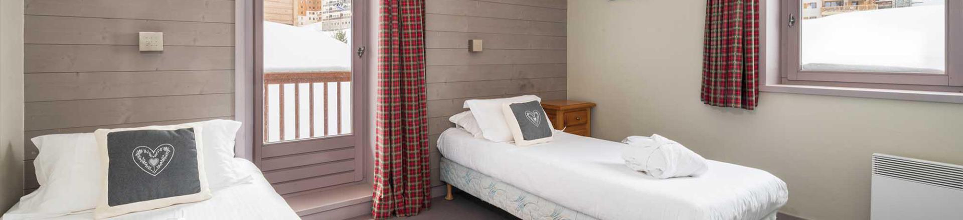 Holiday in mountain resort Chalet Camille - Tignes - Bedroom