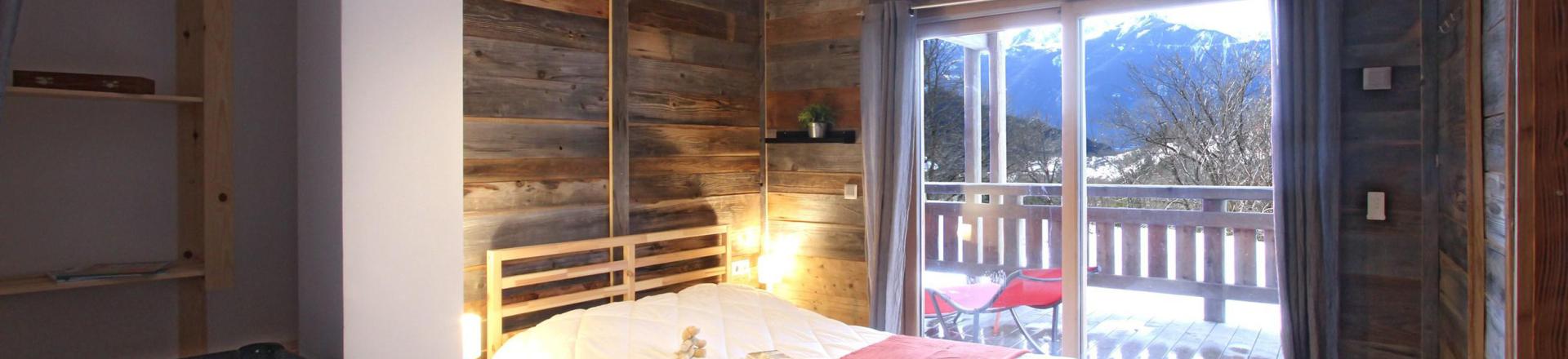 Holiday in mountain resort Chalet de Louis - Alpe d'Huez - Bedroom