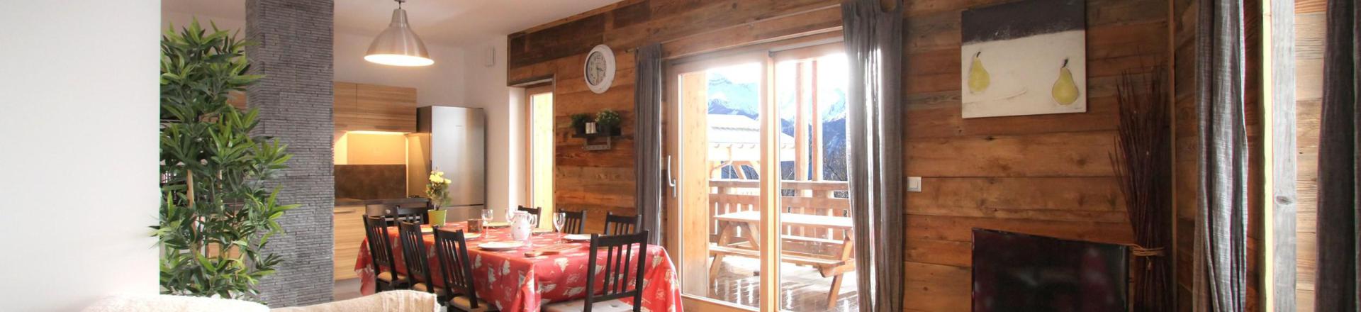 Vacances en montagne Chalet de Louis - Alpe d'Huez - Salle à manger