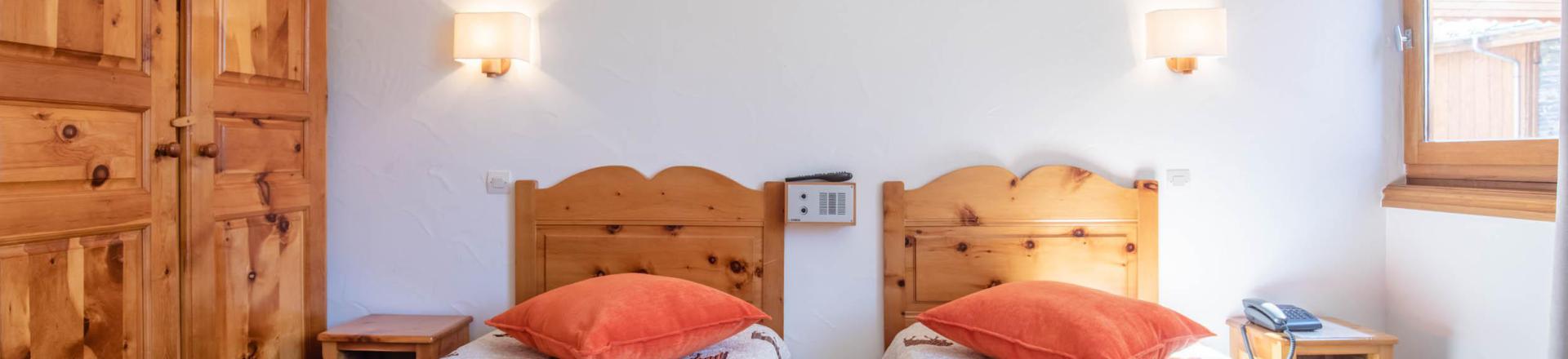 Holiday in mountain resort Chalet Edelweiss - Saint Martin de Belleville - Bedroom