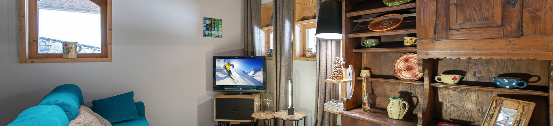 Holiday in mountain resort 2 room apartment 2 people (COCHET) - Chalet l'Éterlou - Les Menuires - Accommodation