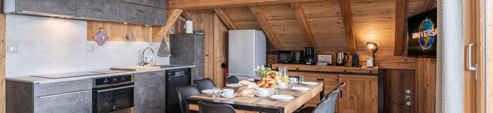 Holiday in mountain resort Chalet Nightingale - Alpe d'Huez - Open-plan kitchen