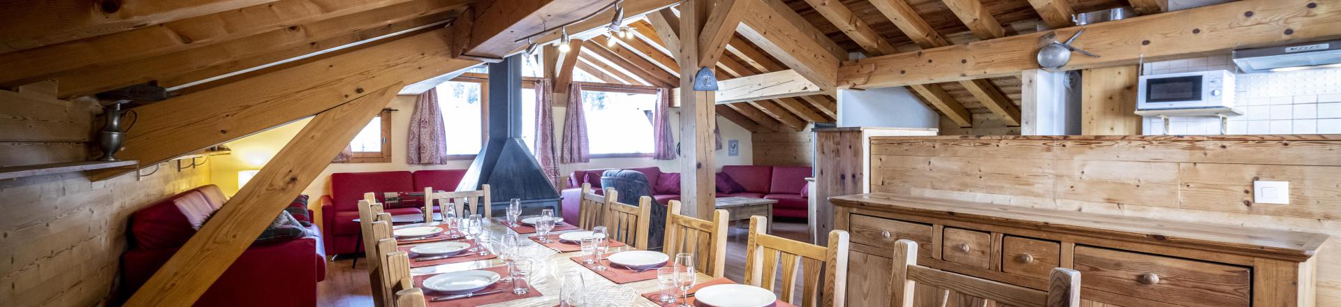 Vacanze in montagna Chalet su 3 piani 6 stanze per 11 persone (Mont Blanc) - Chalets du Cocoon - La Plagne - Tavolo