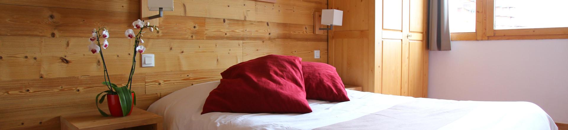 Vacances en montagne La Résidence le Centaure - La Plagne - Lit double