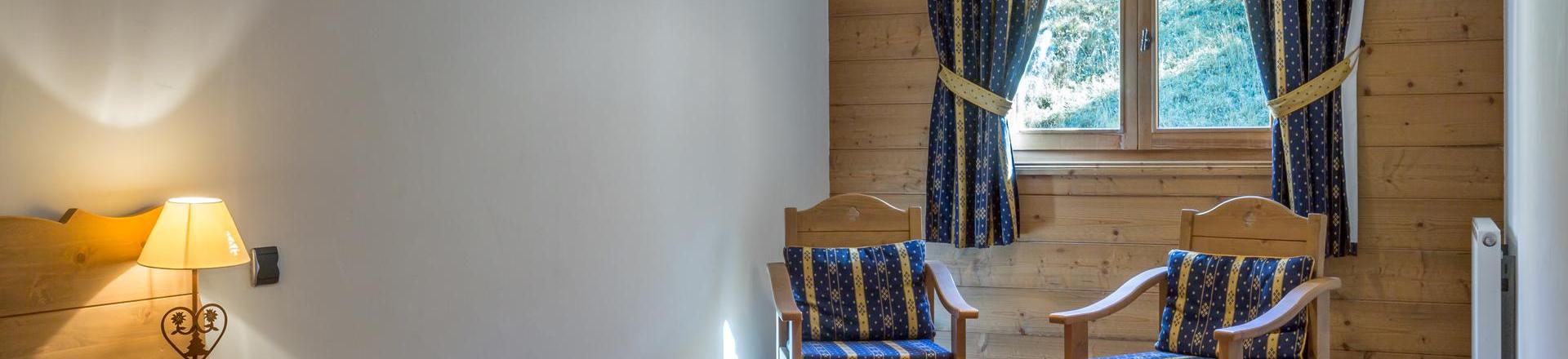 Holiday in mountain resort 4 room apartment 8 people (A07) - Les Chalets du Gypse - Saint Martin de Belleville - Bedroom