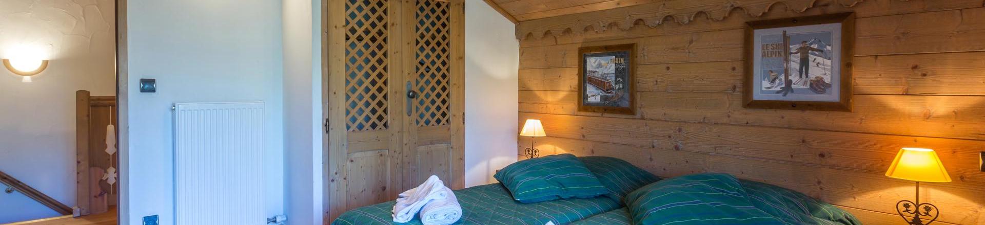Holiday in mountain resort 6 room apartment 10 people (A09) - Les Chalets du Gypse - Saint Martin de Belleville - Bedroom