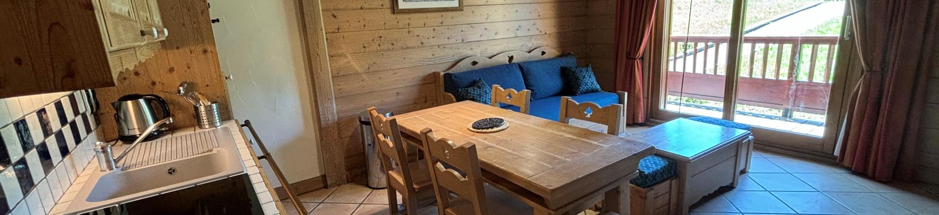 Holiday in mountain resort 3 room apartment 6 people (A02) - Les Chalets du Gypse - Saint Martin de Belleville