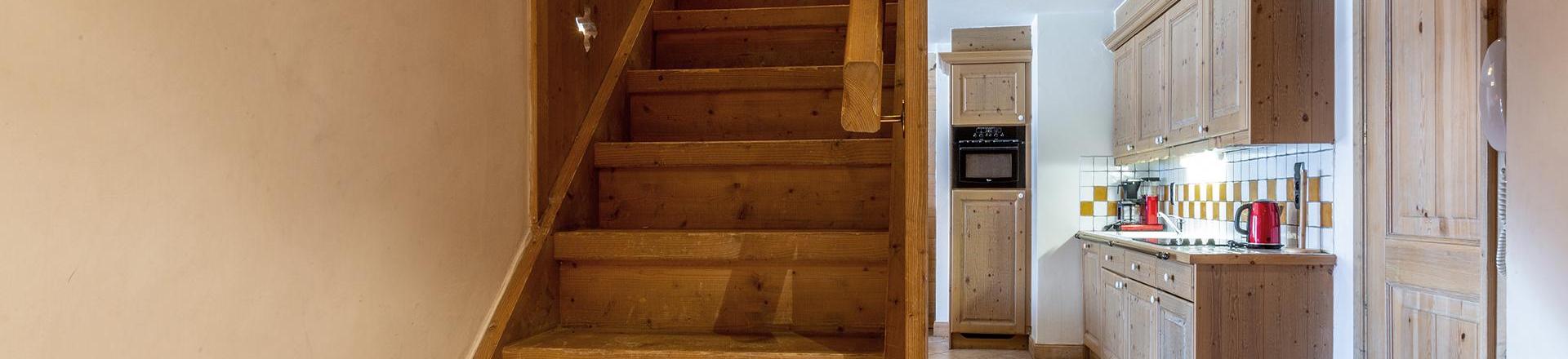 Vacances en montagne Appartement 5 pièces 10 personnes (C17) - Les Chalets du Gypse - Saint Martin de Belleville - Escalier