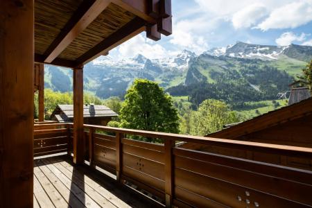 Urlaub in den Bergen 4-Mezzaninzimmer Doppelchalethälfte für 6 Personen (ALP1B2) - Alpins 1 - La Clusaz - Balkon