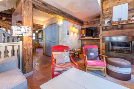 Holiday in mountain resort 6 room triplex chalet 10 people - ALPINUM - Courchevel - Living room