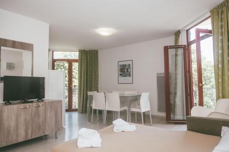 Holiday in mountain resort Appart'Hôtel le Splendid - Le Collet d'Allevard - Living room