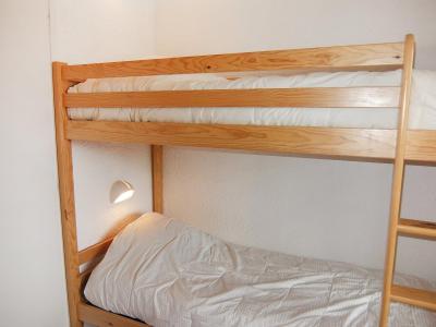 Holiday in mountain resort 1 room apartment 4 people (3) - Aravis - Les Menuires - Accommodation