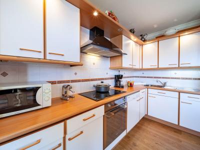 Holiday in mountain resort 3 room apartment 6 people (6) - Baikonour - Le Corbier - Kitchenette